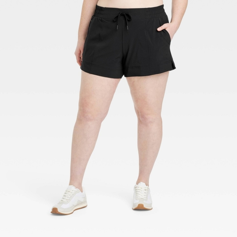 NWT All In Motion Women's XL Woven Shorts 4" Inseam